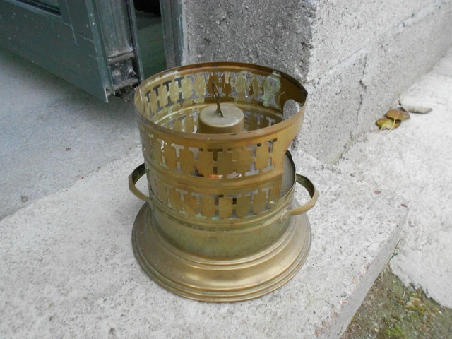 ANCIEN RECHAUD L'HIRONDELLE A L'ALCOOL, MANQUE LE MANCHE