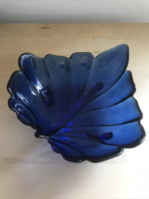 Beautiful Vintage Leaf Shaped Blue Glass Bowl Lovely Condition 8.5 Inches  Wide