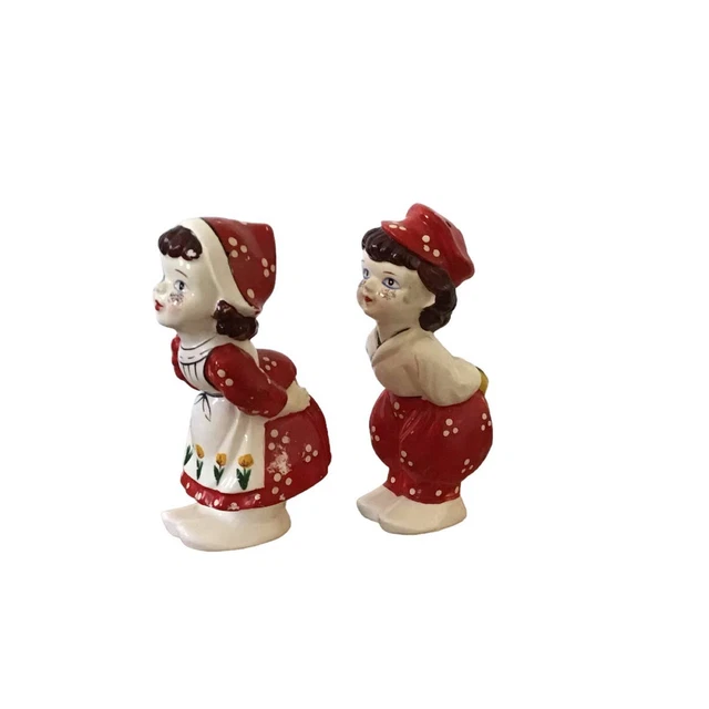 VINTAGE DUTCH BOY and Girl Kissing Salt and Pepper Shakers Made in ...