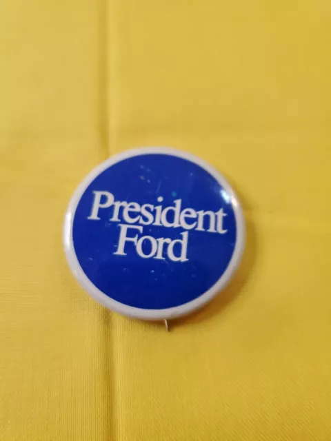 1976 GERALD FORD campaign pin pinback political button presidential election PIN