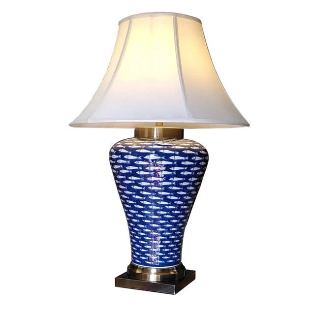 Blaue Keramiklampe weiß Fisch orientalisch chinesisch Porzellan Tischlampe M11415