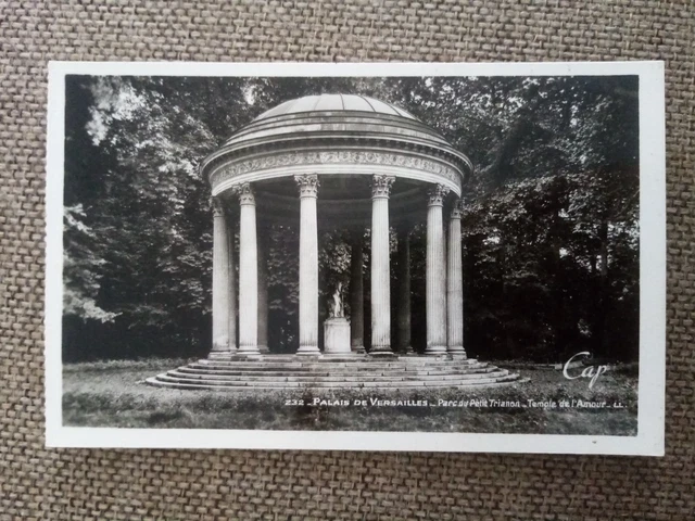Cpa Palace Of Versailles Small Trianon Temple Of Love