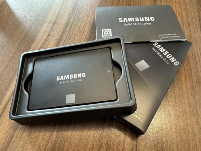 Samsung 870 EVO 1TB 2,5 Zoll SATA III Interne SSD (MZ-77E1T0B/EU)