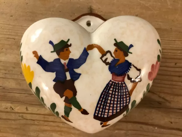 Schramberg SMF Majolika Wall Vase/Pocket Dec. Bayern Bavarian Dancers 1944 No.70