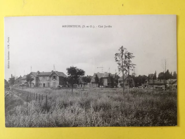 cpa rare SILVEREUIL Val d'Oise CITY GARDEN du MARAIS circa 1910 Houses Pavillions