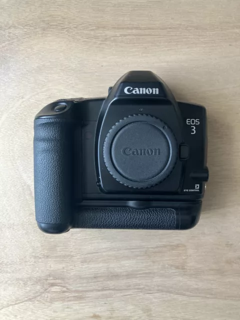 Canon EOS 3 Body + Battery Grip