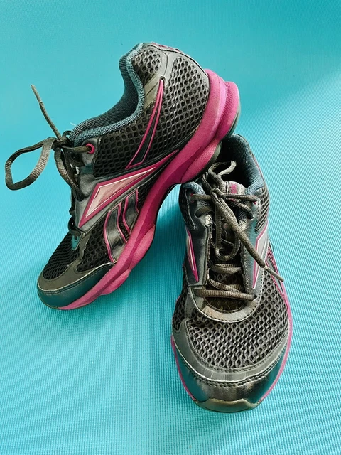 REEBOK RUNTONE WOMENS Sz 6.5 Running Toning Walking Shoes Black