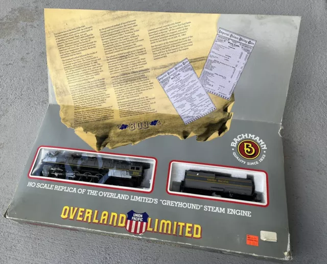 Bachmann HO Locomotive Overland 4-8-4 Union Pacific Greyhound #806 Steam Engine