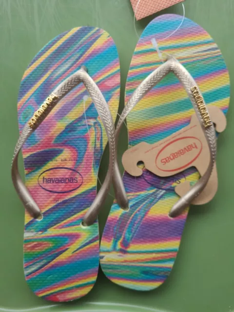 New With Tags Havaianas Flip Flops Lime green 9/10