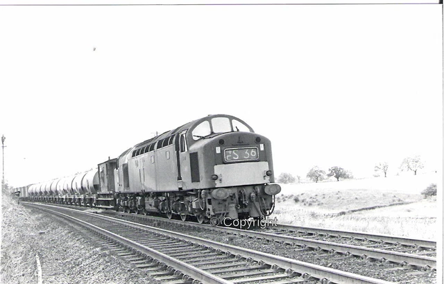 B&W PHOTO BR/EE class 40 D348 at Aycliffe £1.99 - PicClick UK