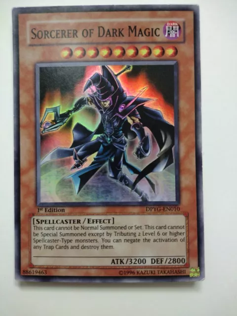 Yugioh Sorcerer of Dark Magic DPYG-EN010 1st Edition Super Rare Lightly Played