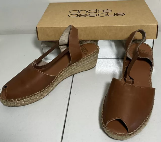 Andre Assous Sandals Women Size 8 Brown Leather Espadrille Wedge Peep EUC