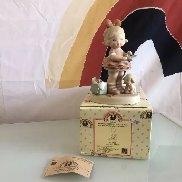 Enesco Memories of Yesterday Figurine OPENING PRESENTS IS SO MUCH FUN 524735