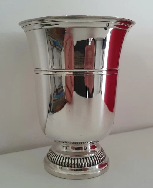 BOULENGER TIMBALE PIEDOUCHE Argent Massif Minerve 1er Titre Godrons 150