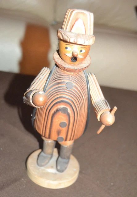 Räuchermännchen alt, Holzkunst. ca. 24  cm , sehr alt