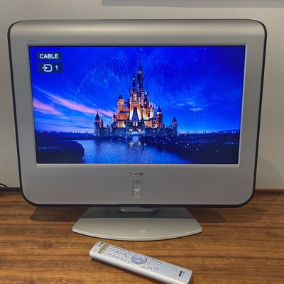 Hannspree TV LCD COLOUR TV HANNSPREE HSG1114 25 pollici VGA HDMI USB SCHERMO CON DIFETTO 