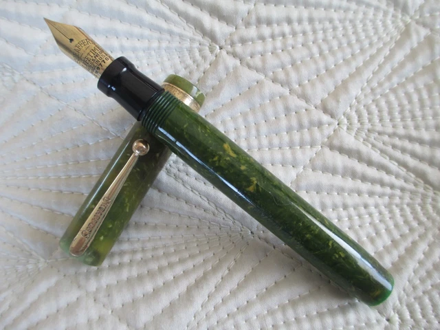 Vintage Sheaffer Lifetime Oversize White Dot Green Flat Top Fountain Pen