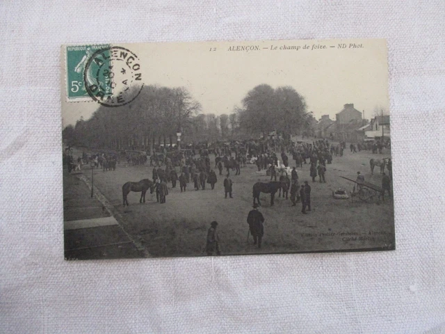 Cpa Orne 61 Alençon Le Champ De Fair