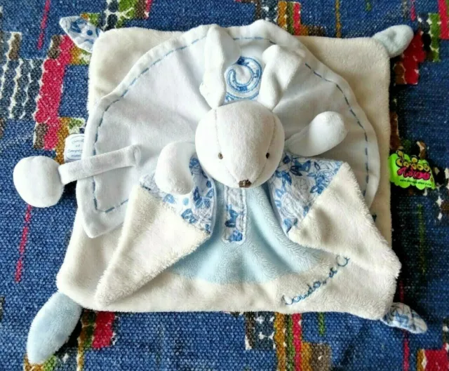 2Pa/  Doudou Et Compagnie Plat Lapin Bleu Blanc Fleur Tatoo Exc Etat
