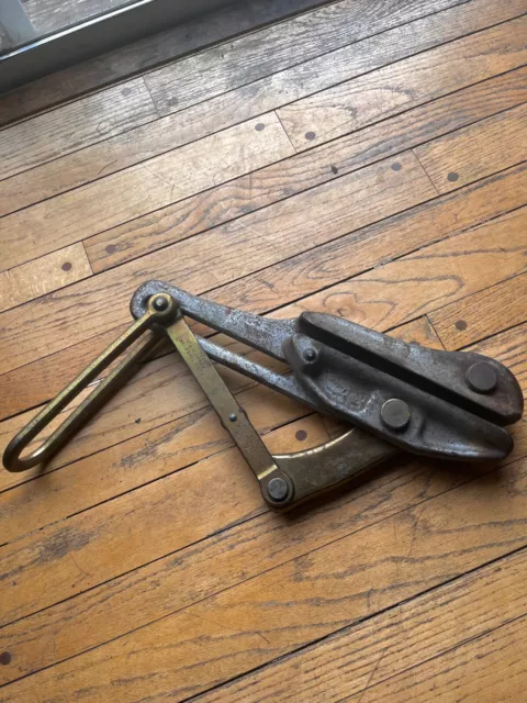 Klein 1628-30 Chicago® Grip for Conductors 20k Lb Load