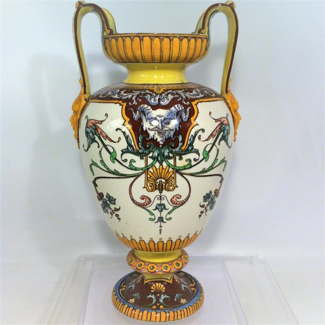 Vase En Faience Polychrome Decor Renaissance Sarreguemines 