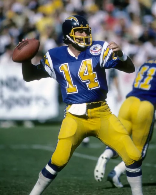 Dan Fouts 8X10 Photo San Diego Chargers Picture Nfl Football Blue Jersey