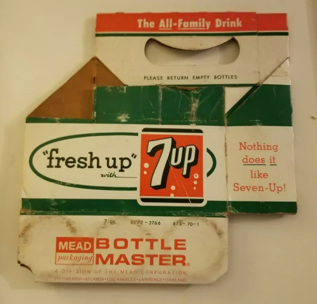 VINTAGE 7up  BUBBLES cardboard Six Pack Soda Carrier Original Vintage orange