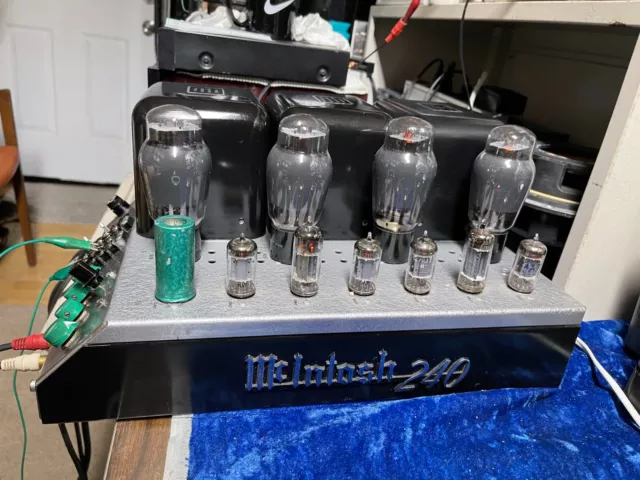 mcintosh mc 240 vacuum tube amplifier