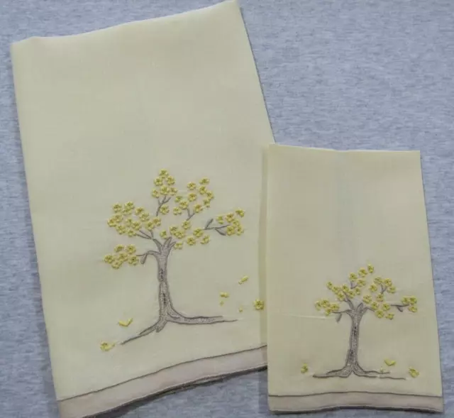 Set of 2 Vintage Madeira Linen MARGHAB Hand & Fingertip Towels Jacaranda Floral