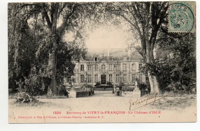 ISLE SUR MARNE - Marne - CPA 51 - le Chateau - petit pli en bas à gauche