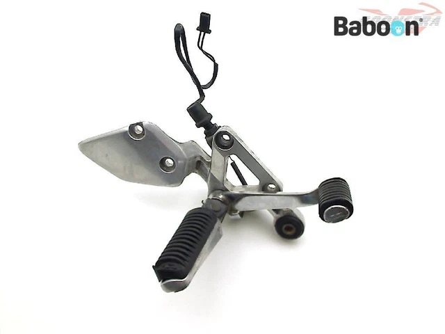 Piastra inclinata destra per Yamaha FZS 400 Fazer (FZS400) (4YR)