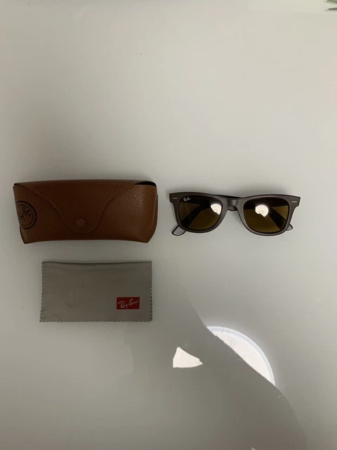 Ray-Ban Wayfarer Classic Sonnenbrille - Grau/Braun (RB2140)