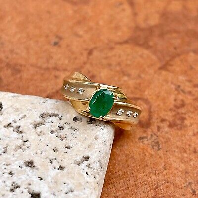 De Valeur 14KT or Jaune Finition Mat Ovale Émeraude + Gypsy Diamond Ring Size