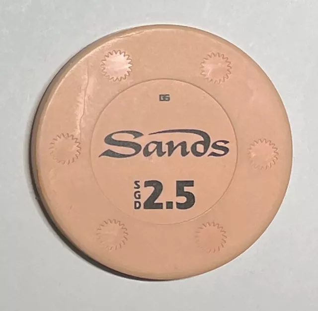 Sands Casino (Singapore / Macau)  $2.50 "Snapper" Casino Chip