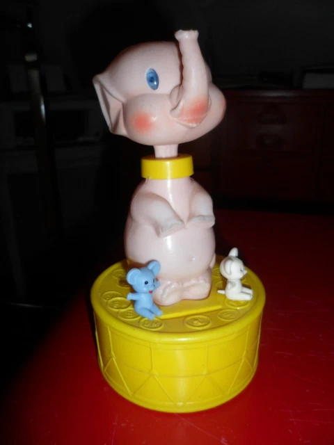 Tirelire - Éléphant Avec 2 Souris - La Tète Bouge - Vintage