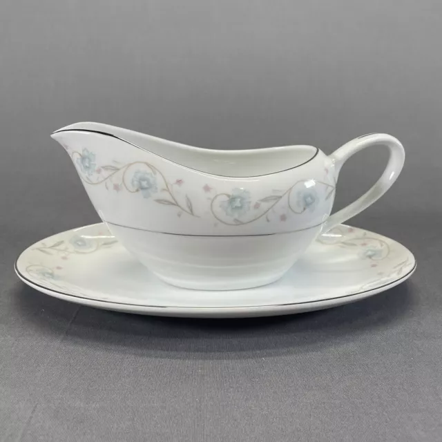 Fine China Japan English Garden 1221 Gravy Boat with Under Plate Platinum Ring