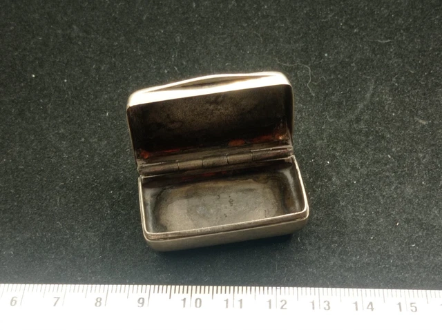 Ancienne Boîte Pilulier En Argent Massif - Faite à Partir D'une Montre De Poche - Occasion Vintage