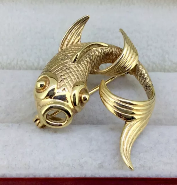 Stunning Rare Vintage 9K 9Ct Yellow Gold Andreas Daub Koi Carp Brooch Stunning Rare Vintage 9K 9Ct Yellow Gold Andreas Daub Koi Carp Brooch