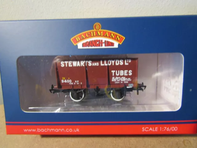 Bachmann  37-402  16 Ton slope sided steel mineral wagon  Weathered  OO Gauge