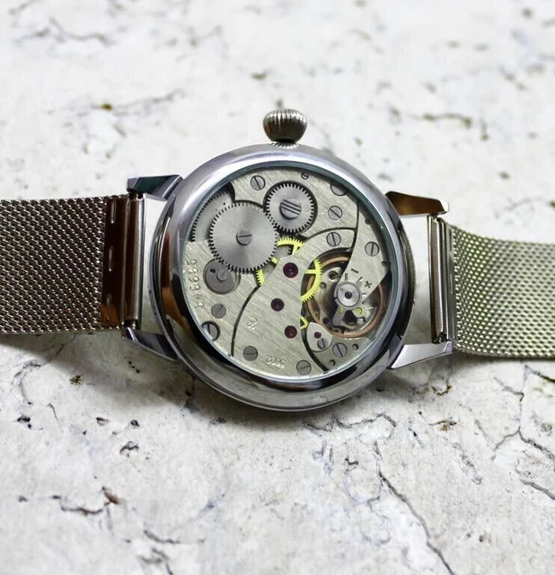 Raro orologio da tasca Molnija con lupi nella foresta: URSS meccanico 3602 - Italia