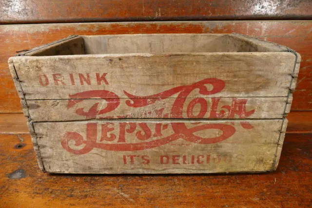 Vintage 1950 Canada Pepsi Cola Double Dot Soda Bottle Wood Advertising Crate Box