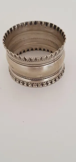 Vintage Lovely Small Napkin Ring Scallop Edge Silver Plated