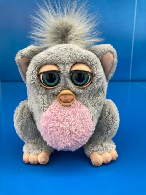 ✿ BABY FURBY 2005 Hasbro TIGER Vintage / Grey and Pink Blue eyes / WORKING ✿