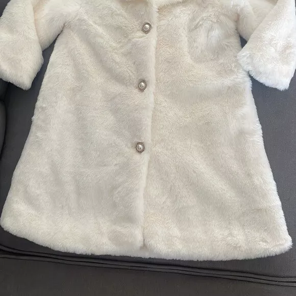 Nannette Baby Long Faux Fir Coat Girls Size 24 Months Pearl Gold Button Soft 3