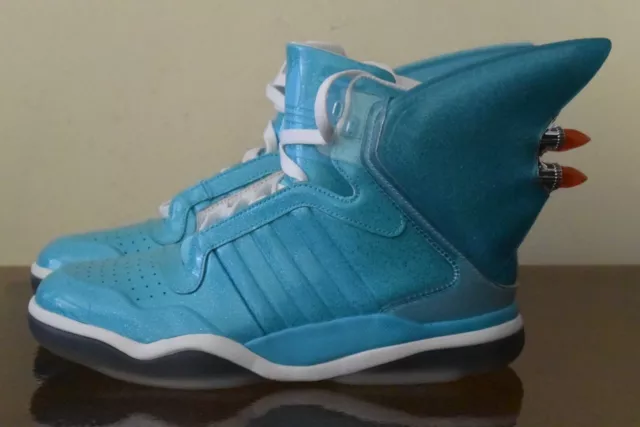 HI TOP ADIDAS JEREMY Scott pinna di squalo blu con luci LED S77799 taglia 9 EUR 542 57 PicClick IT