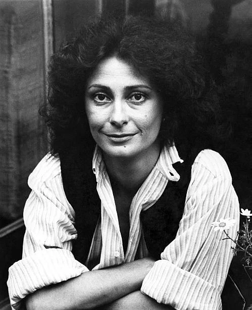 ELIZABETH ASHLEY ACTRESS and writer at her St Monica home November- Old