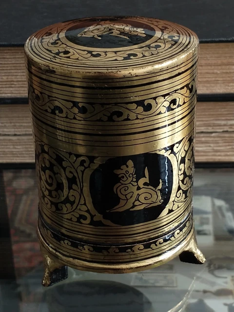 Antique Burmese Black & Gold Lacquer Betel Nut Cigarette Box Vtg Myanmar Shwezar 16