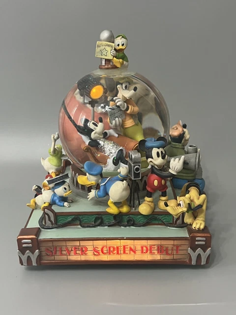 DISNEY SILVER SCREEN Debut Mickey Minnie Wind up Musical Snow Water