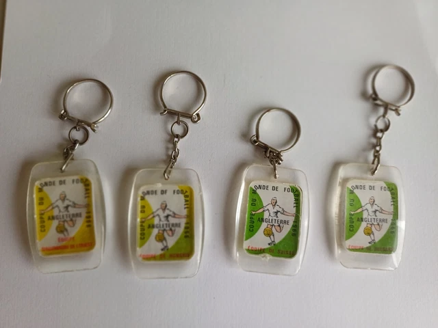 Porte clés Mascotte WILLIE Coupe du Monde de Football 1966 keychain
