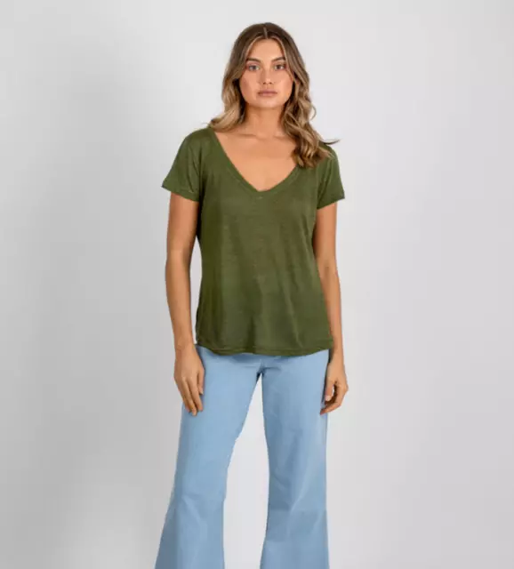 Gysette Amelie V-Neck Basics Tee Shirt Linen Blend Green Women's 12  BRAND NEW